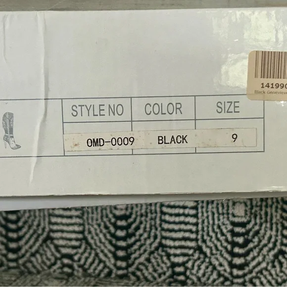 NIB Olivia Miller Studded Boot-Size 9 - Picture 7 of 7